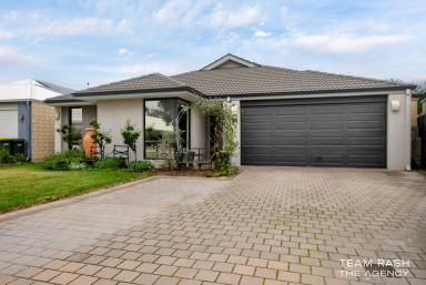 House Sold - WA - Wellard - 6170 - A Perfect Blend of Luxury and Functionality – 17 Jamison Grove, Wellard WA 6170  (Image 2)