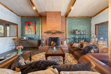 Lifestyle For Sale - VIC - Thornton - 3712 - Goulburn River Lodge - Occupy or Invest  (Image 2)