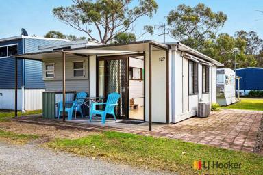 Unit Sold - NSW - Tomakin - 2537 - Great little pet friendly holiday property with access to the Tomaga River!  (Image 2)