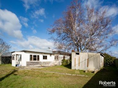 House Sold - TAS - Prospect - 7250 - Renovate or Detonate!  (Image 2)