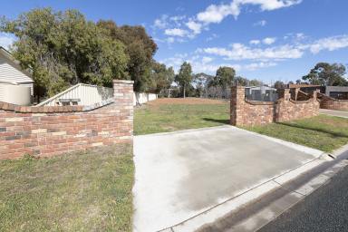 Residential Block For Sale - VIC - Swan Hill - 3585 - Dream home or Multi Lot site?  (Image 2)