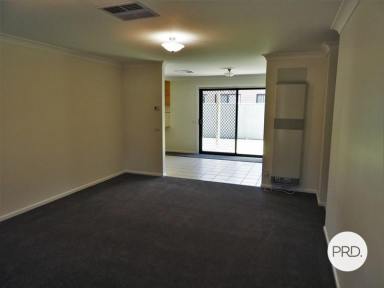 House Leased - NSW - East Albury - 2640 - THREE BEDROOM HOME LOCATED IN POPULAR ESTATE  (Image 2)