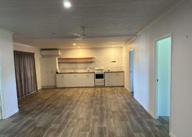 Unit Leased - QLD - Grasstree Beach - 4740 - 3 BEDROOM UNIT IN GRASSTREE BEACH  (Image 2)