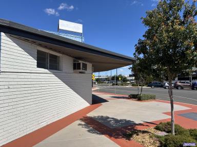 Retail For Lease - QLD - Kingaroy - 4610 - Newly renovated space in CBD of Kingaroy!  (Image 2)