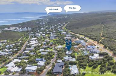 House For Sale - WA - Gnarabup - 6285 - BIG BEACH BEAUTY...MARGARET RIVERS A LA PLAGE  (Image 2)