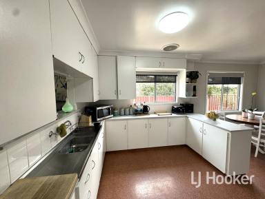 House Sold - NSW - Inverell - 2360 - SOLD BY LJ HOOKER INVERELL  (Image 2)