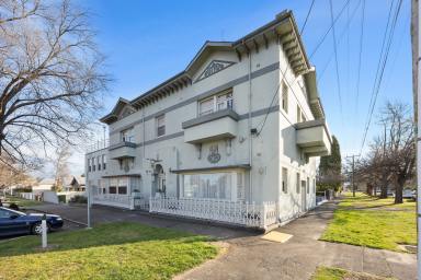 House Auction - VIC - Ballarat Central - 3350 - Potential 6.9% Yield  (Image 2)