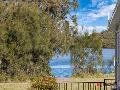 House For Sale - NSW - Tomakin - 2537 - Over 55's Permanent living in 'Pet friendly' Ingenia Holiday Park Tomakin  (Image 2)