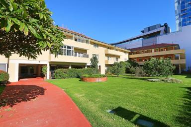 Apartment Leased - WA - East Perth - 6004 - FURNISHED APARTMENT WITH RIVER VIEWS (Image 2)