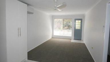 Unit Leased - QLD - Wilsonton - 4350 - Spacious 3-Bedroom Unit In Convenient Location  (Image 2)