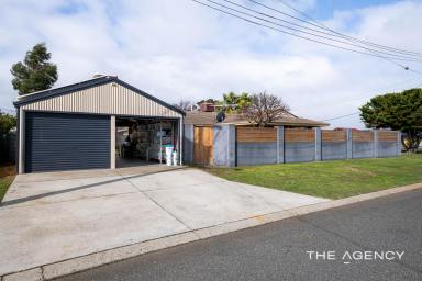 House Sold - WA - Padbury - 6025 - NEED A WORKSHOP?  (Image 2)