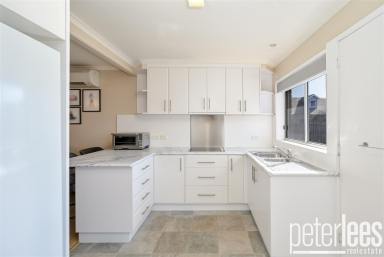 Unit For Sale - TAS - Prospect - 7250 - Immaculate Unit Close to All Your Conveniences  (Image 2)