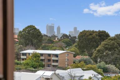 Apartment For Sale - WA - Nedlands - 6009 - Luxury Apartment with Views to the City, Kings Park and Swan River  (Image 2)