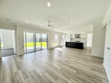 House Leased - NSW - Old Bar - 2430 - Modern Comfort Meets Elegant Design  (Image 2)