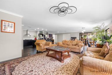 House Sold - WA - Piara Waters - 6112 - Spacious Living at Its Best!  (Image 2)