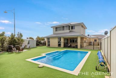 House Sold - WA - Golden Bay - 6174 - A Double-Storey Dream Home with All the Extras!  (Image 2)