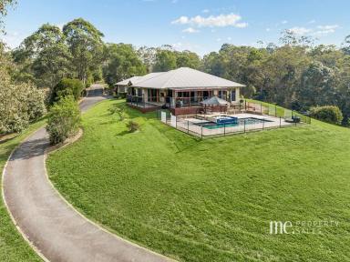 House For Sale - QLD - Dayboro - 4521 - Luxurious Low-Set Residence with Panoramic Views and Exceptional Features  (Image 2)