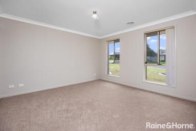 House Sold - NSW - Estella - 2650 - Nothing to do but move in!  (Image 2)