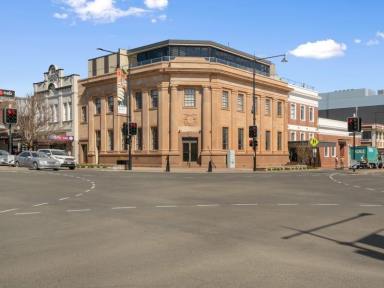 Office(s) For Lease - QLD - Toowoomba City - 4350 - Prime CBD Office Space with Affordability and Elegance  (Image 2)