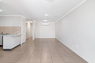 Unit Leased - QLD - Newtown - 4350 - MODERN TWO-BEDROOM TOWNHOUSE NEAR CBD  (Image 2)