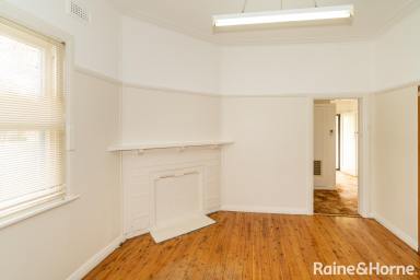 House For Lease - NSW - Turvey Park - 2650 - TURVEY PARK LIVING- WITH SOLAR (Image 2)