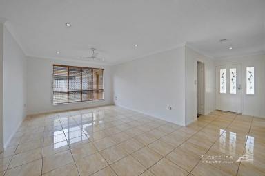 House Leased - QLD - Coral Cove - 4670 - Modern Style Home gated community with a pool  (Image 2)