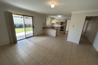 House Leased - NSW - Raymond Terrace - 2324 - BEAUTIFUL HOME IN RIVERVIEW RIDGE!!  (Image 2)