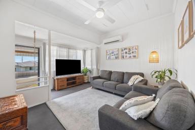 House Sold - QLD - Wynnum - 4178 - Stunning cottage with all your modern comforts  (Image 2)