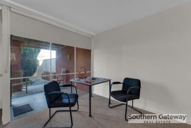 House Sold - WA - Calista - 6167 - SOLD BY SALLY BULPITT - SOUTHERN GATEWAY REAL ESTATE  (Image 2)