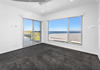 House Leased - NSW - Bombo - 2533 - LEASED BY RAINE & HORNE KIAMA  (Image 2)