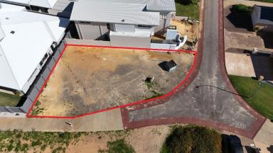 Residential Block For Sale - WA - Geraldton - 6530 - NOW SELLING - ONE OF THE LAST VACANT MARINA LOTS - BUY TODAY  (Image 2)