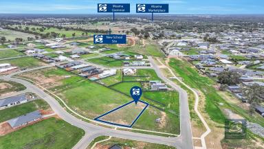 Residential Block For Sale - NSW - Moama - 2731 - Huge 1,204sqm lot close to everything Moama has to offer.  (Image 2)