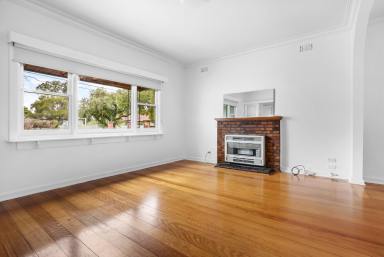 House Leased - VIC - Highett - 3190 - FRESHLY PAINTED | FLOORBOARDS | SPACIOUS YARD  (Image 2)