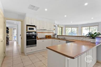 House Sold - VIC - Somerville - 3912 - Spacious Family Entertainer In Serene Locale  (Image 2)