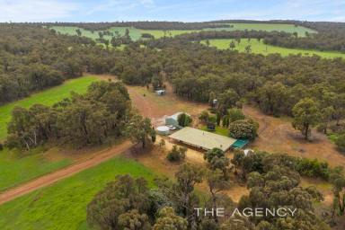 Acreage/Semi-rural Sold - WA - Bailup - 6082 - "Living The Dream"  (Image 2)