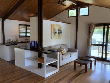 House For Sale - QLD - Cooktown - 4895 - Absolute Beachfront Haven  (Image 2)