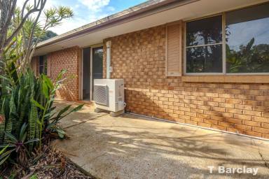 House Sold - QLD - Lamb Island - 4184 - Brick and Tile, Low-Set 4 bedroom on Beautiful Lamb Island  (Image 2)