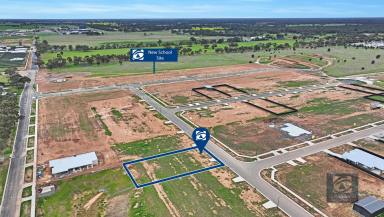 Residential Block For Sale - NSW - Moama - 2731 - Convenience has never looked better!  (Image 2)