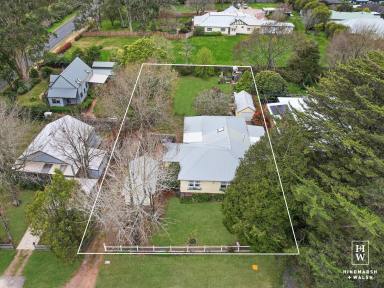 House For Sale - NSW - Bundanoon - 2578 - A 1940's Beauty.  (Image 2)