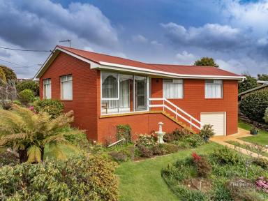 House For Sale - TAS - Upper Burnie - 7320 - Perfect Solid First Home or Investment  (Image 2)