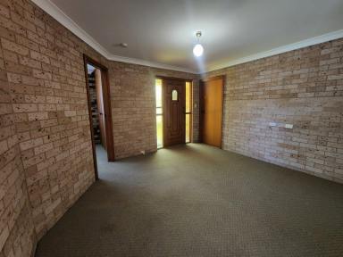 Unit Leased - NSW - Old Bar - 2430 - TWO BEDROOM UNIT WITH SINGLE GARAGE  (Image 2)