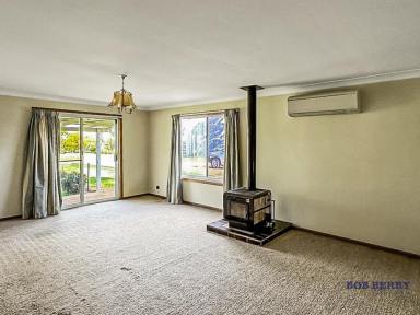 House Leased - NSW - Dubbo - 2830 - Two Bedroom Cottage  (Image 2)