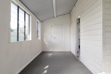 House Leased - QLD - Rockville - 4350 - Charming Three Bedroom Home on a Large Block  (Image 2)