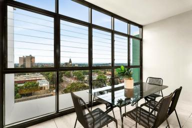Townhouse For Sale - VIC - Collingwood - 3066 - Luxurious Skyhome  (Image 2)
