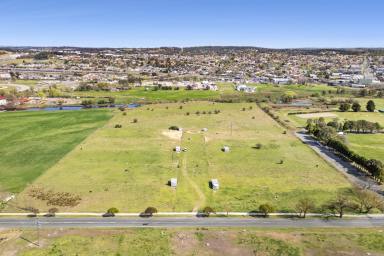 Other (Rural) Sold - NSW - Goulburn - 2580 - "ACREAGE AVAILABLE IN THE HEART OF GOULBURN TOWNSHIP"  (Image 2)