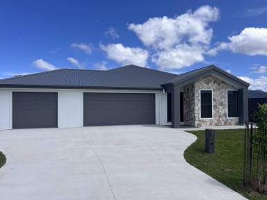 House For Sale - NSW - Coffs Harbour - 2450 - BRAND NEW / 2 x Homes  (Image 2)