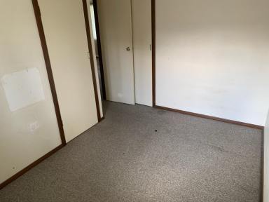 Unit Leased - NSW - North Albury - 2640 - One Bedroom Unit  (Image 2)