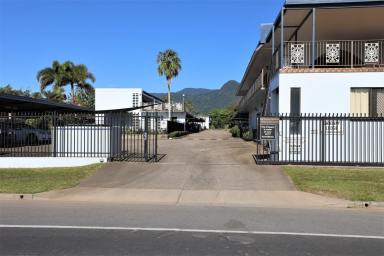 Studio For Lease - QLD - Edmonton - 4869 - Ground Floor Studio Unit - Personal Carport - Pool  (Image 2)