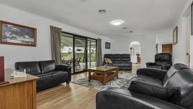 House Sold - NSW - Moama - 2731 - If size & location matters, look no further!  (Image 2)