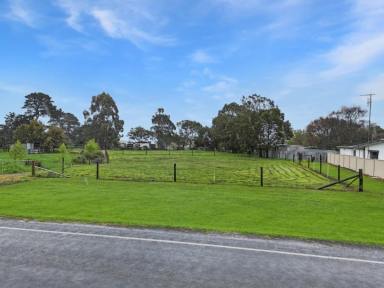 Residential Block For Sale - VIC - Penshurst - 3289 - Outstanding Building Block – Stunning Location  (Image 2)